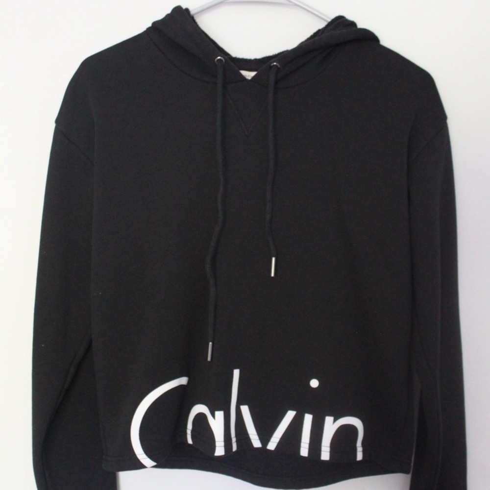 Calvin Klein Cropped Sweatshirt